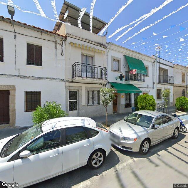 Street view near Farmacia Ldo. Juan Carlos Piñas in Garrovillas de Alconétar (cáceres)