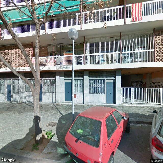 Street view near Farmacia Les Corts in Barcelona