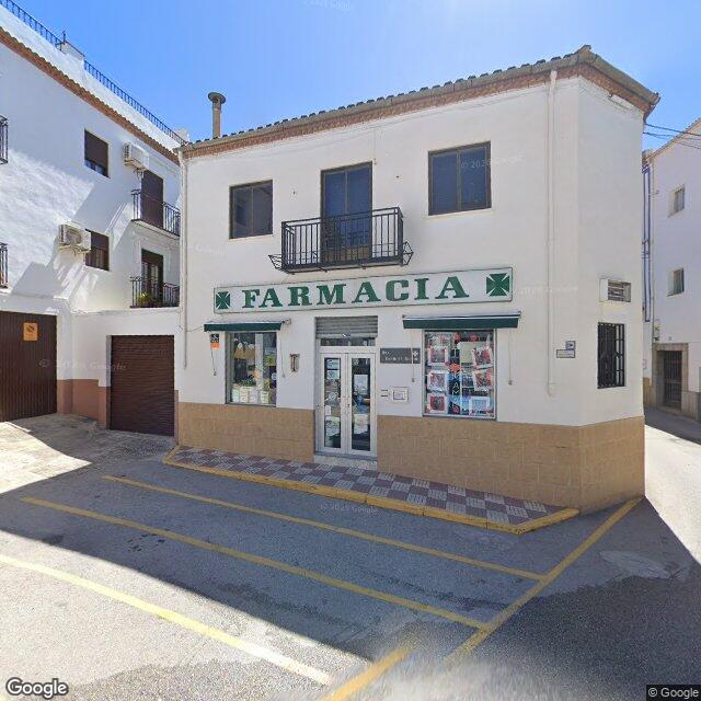 Street view near Farmacia Leticia Banqueri in Spain