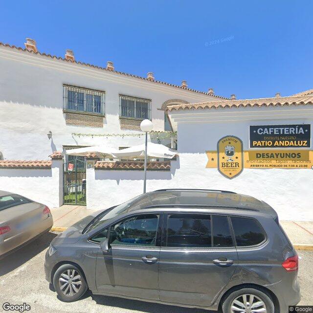 Street view near Farmacia Los Gallos in Cádiz