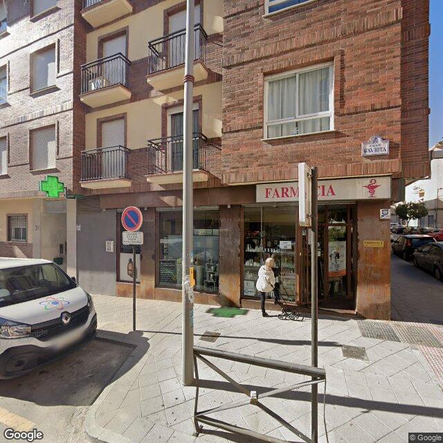 Street view near Farmacia Los Pajaritos in Granada