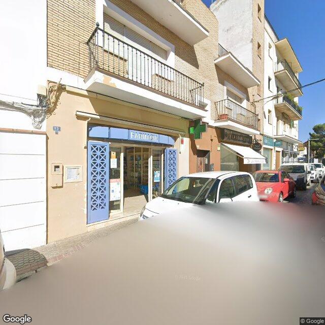 Street view near Farmacia Ma. Carmen Martín García in Utrera
