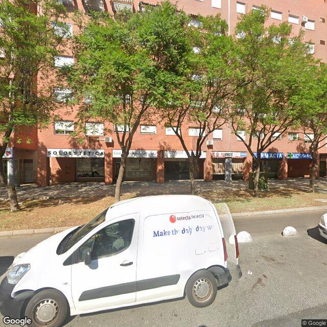 Street view near Farmacia Macarena Pérez Ruiz in Sevilla (este-Alcosa-Torreblanca)
