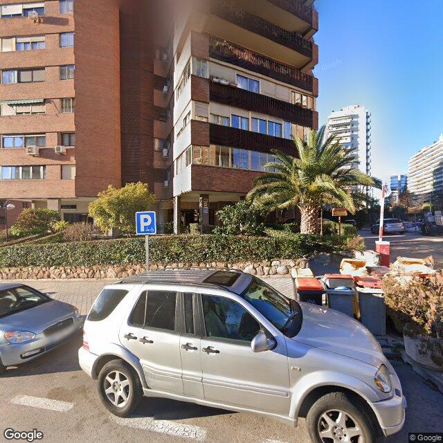 Street view near Farmacia Manso Salinas in Madrid