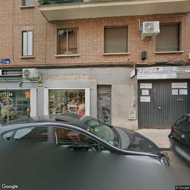 Street view near Farmacia María José García García in Madrid