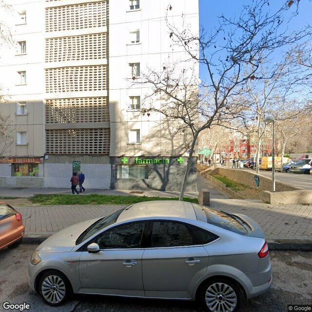 Street view near Farmacia María Petra León García in Madrid