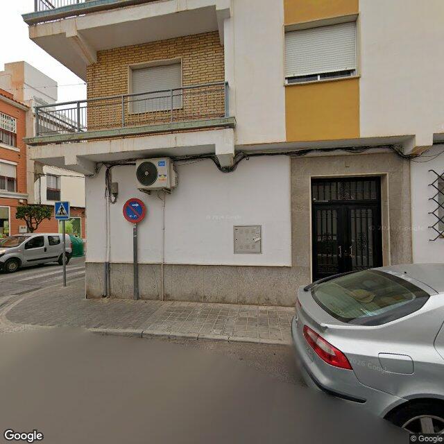 Street view near Farmacia Maria Dolores Zamora Reinoso in Spain