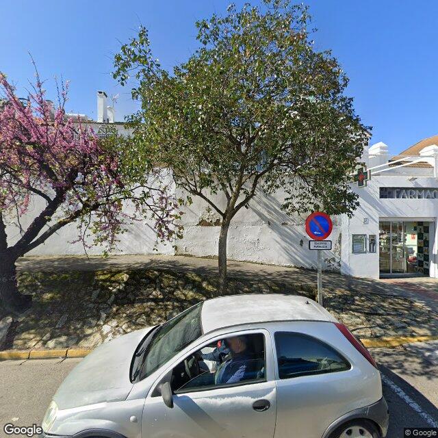 Street view near Farmacia Maria Jesus Pariente Cornejo in Tomares