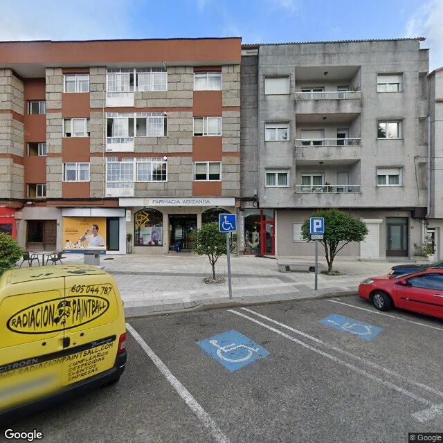 Street view near Farmacia Mariana Abizanda in Pontevedra