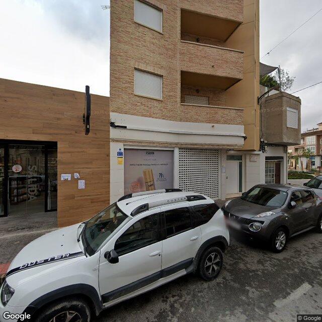 Street view near Farmacia Mariano Cayuelas in Alicante