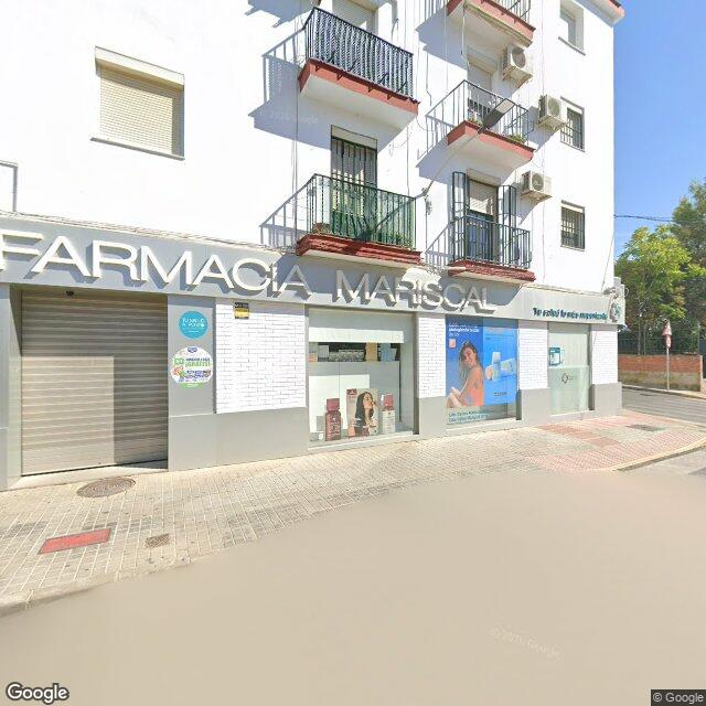 Street view near Farmacia Mariscal in Carmona