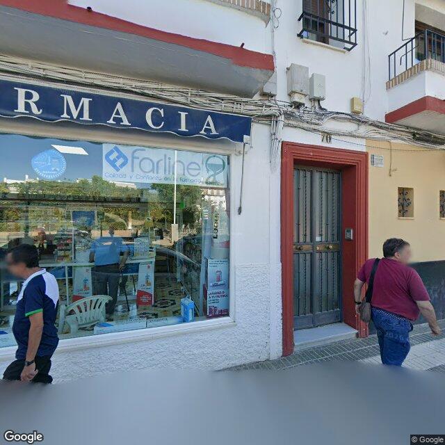 Street view near Farmacia Martínez Ortega in Écija