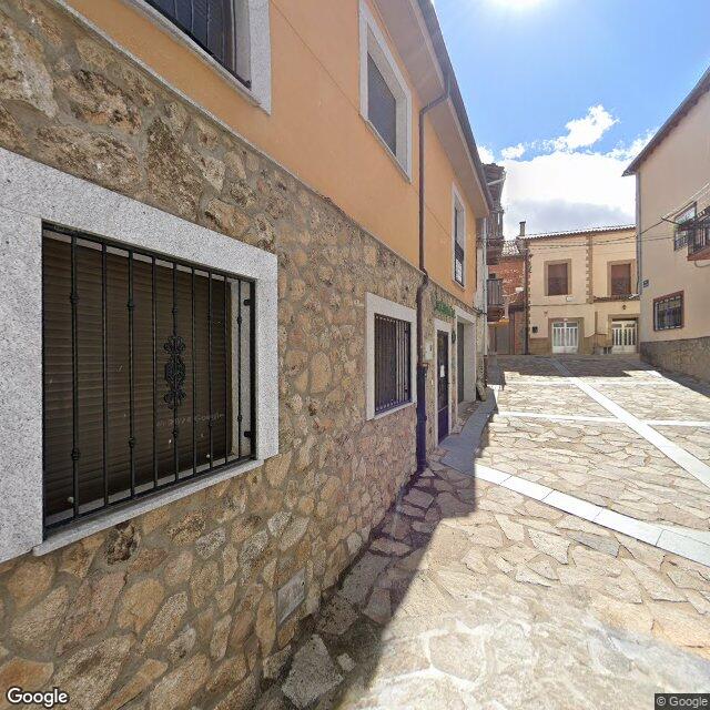 Street view near Farmacia Marta Sánchez García in Lagunilla
