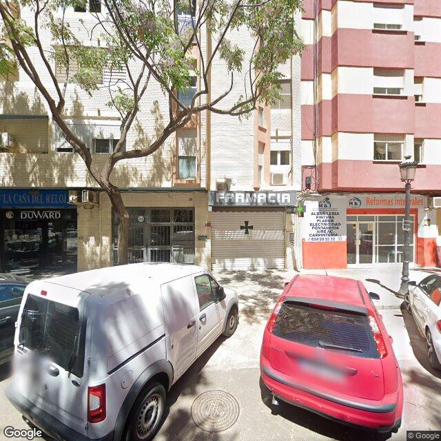 Street view near Farmacia Marvisan C.B. in València