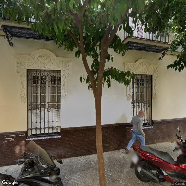 Street view near Farmacia Mdolores Miranda Cepero in Sevilla (centro)