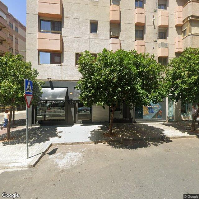 Street view near Farmacia Miguel Albarreal Elena in Sevilla
