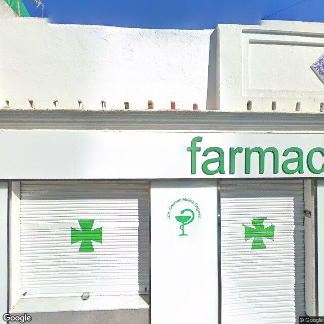 Street view near Farmacia Molina Segovia in Sevilla