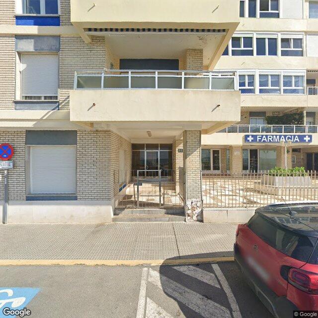 Street view near Farmacia Moreno Campillo in Spain
