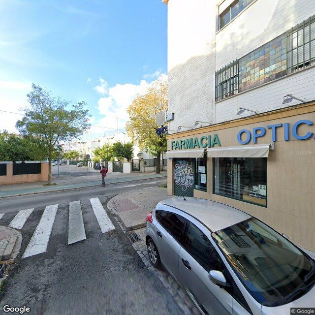 Street view near Farmacia Navarro Mariscal C.B. in Sevilla (san Pablo-Santa Justa)