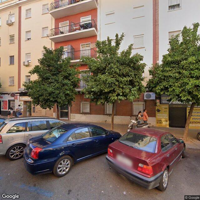 Street view near Farmacia Neto Del Río in Sevilla