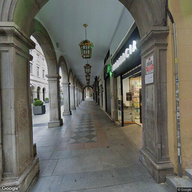Street view near Farmacia Nueva Ganivet in Granada