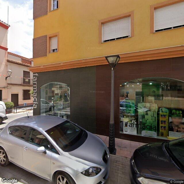 Street view near Farmacia Olga María Domínguez Sánchez in Peligros