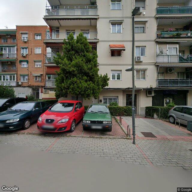 Street view near Farmacia Optifarma in Torrejón de Ardoz