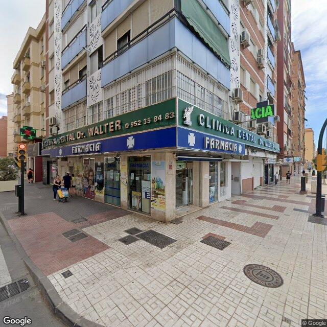 Street view near Farmacia Páez Valle in Málaga