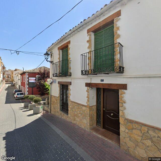 Street view near Farmacia Pérez Salas in Chilluévar