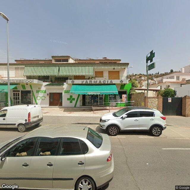 Street view near Farmacia Pallarés Marti in Málaga