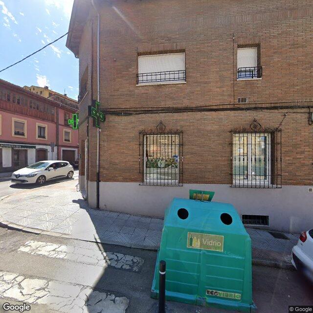 Street view near Farmacia Paloma in Morea/Moreda