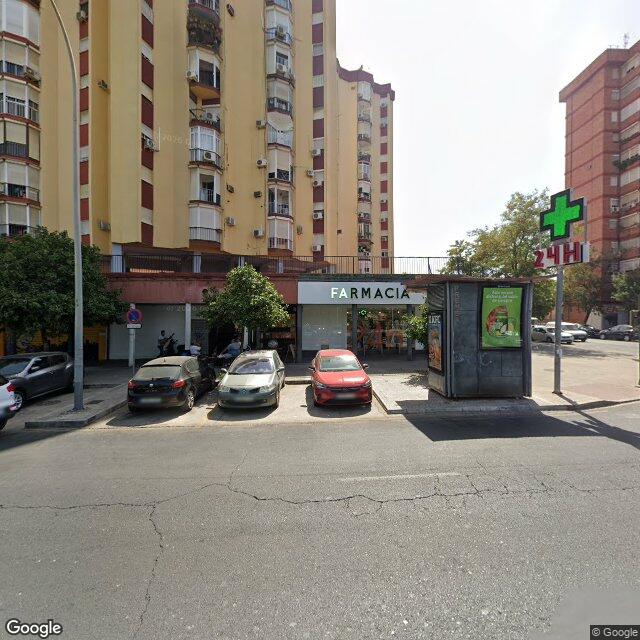 Street view near Farmacia Parque Amate in Sevilla