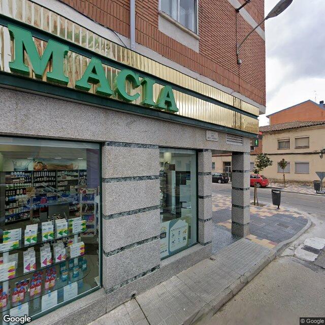 Street view near Farmacia Pascua in Zamora