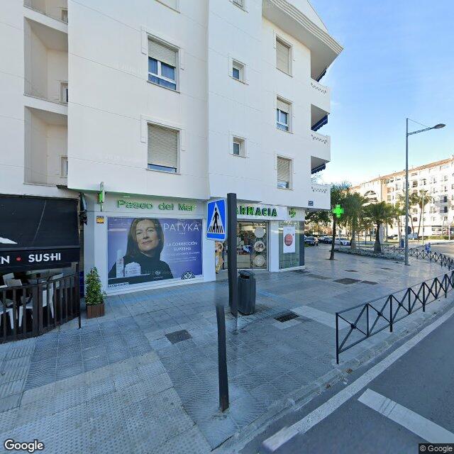 Street view near Farmacia Paseo Del Mar in San Pedro de Alcántara