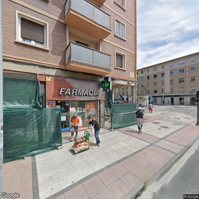 Street view near Farmacia Patricia Oficialdegui in Pamplona/Iruña