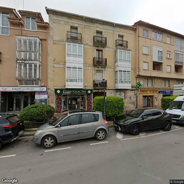 Street view near Farmacia Peña in Spain