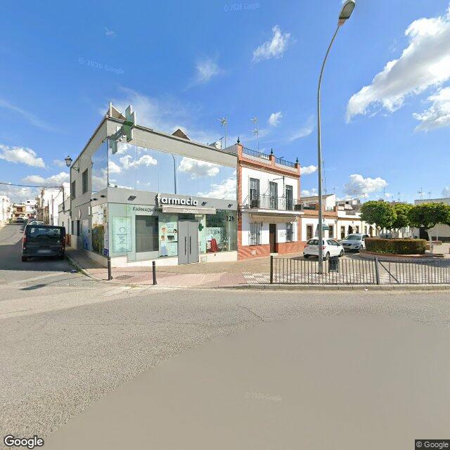 Street view near Farmacia Pineda in La Puebla del Río