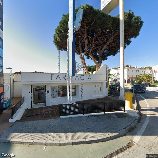 Street view near Farmacia Pinomar in Marbella