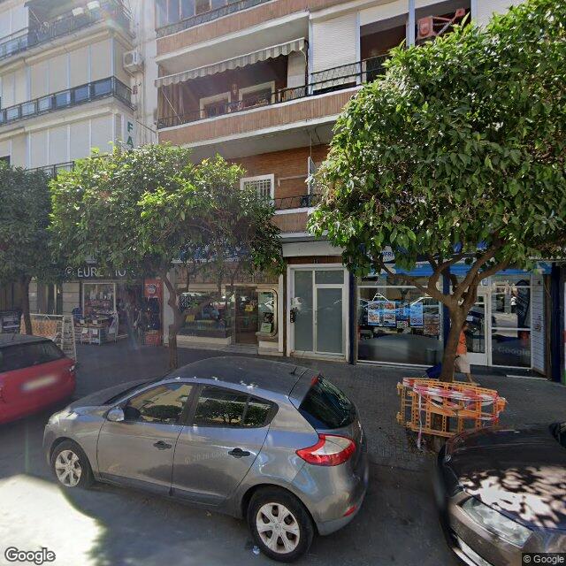 Street view near Farmacia Pio Xii in Sevilla