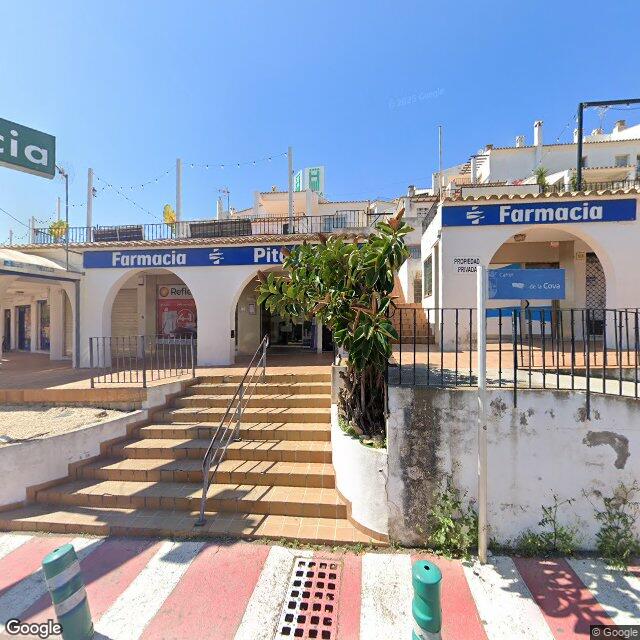 Street view near Farmacia Pitarch in Peníscola / Peñíscola