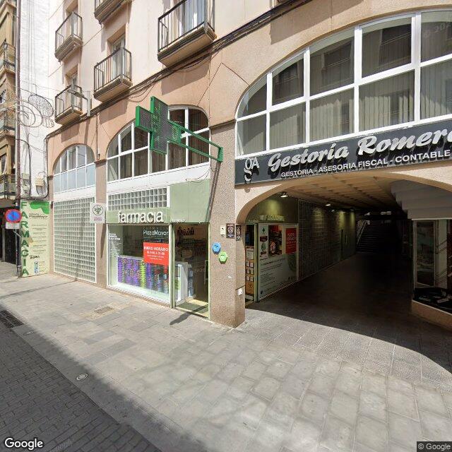 Street view near Farmacia Plaza Mayor in Spain