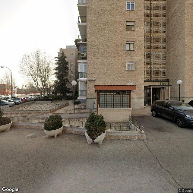 Street view near Farmacia Precioso in Madrid