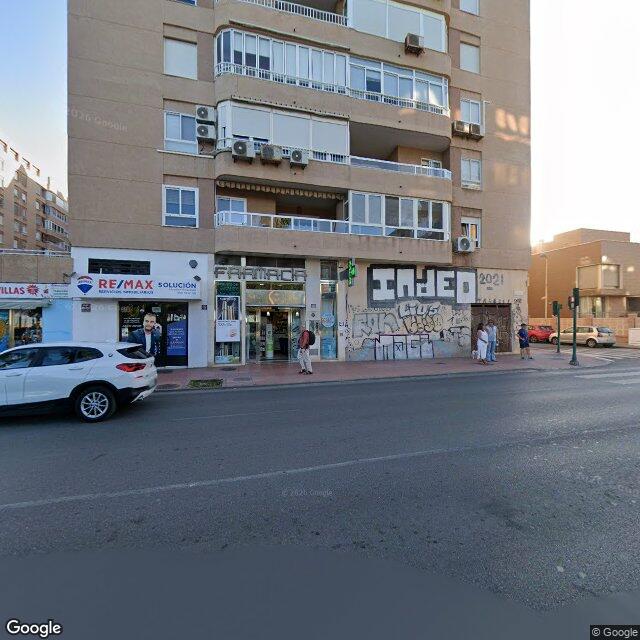 Street view near Farmacia Presidente in Almería