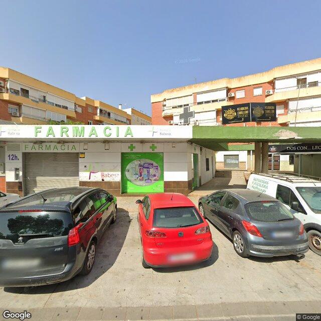 Street view near Farmacia Rabesa in Alcalá de Guadaíra
