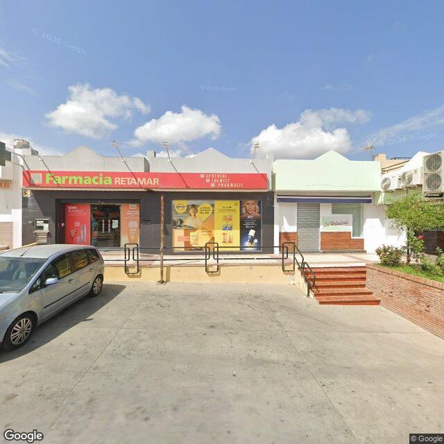 Street view near Farmacia Retamar in Spain