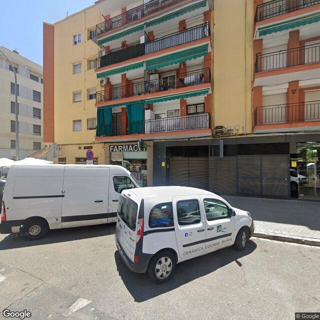 Street view near Farmacia Ridruejo in Sevilla