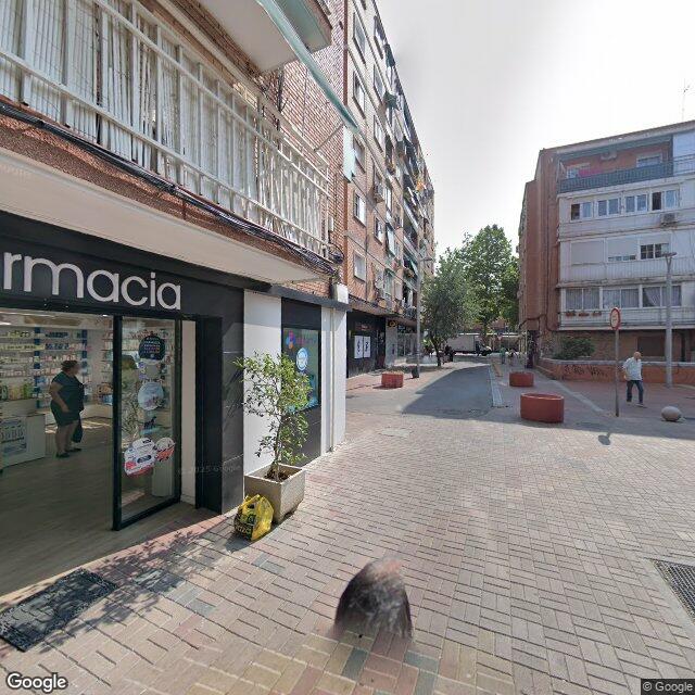 Street view near Farmacia Riera Astarloa in Madrid