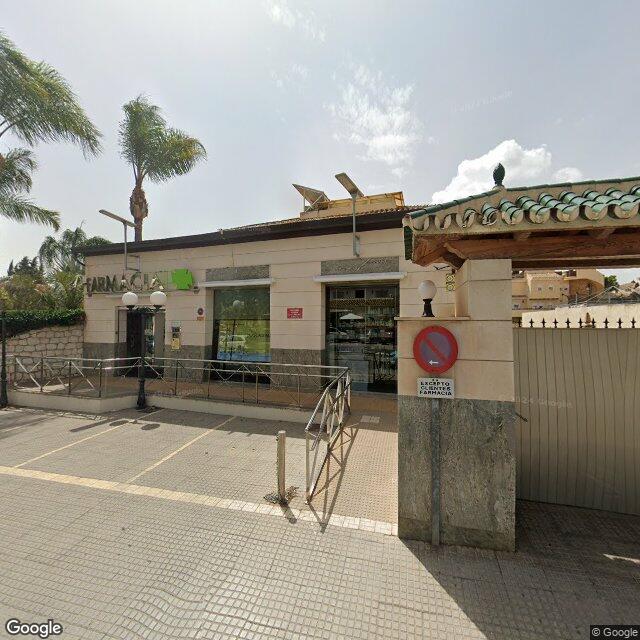Street view near Farmacia Rodulfo in Málaga