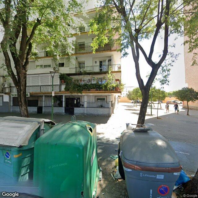 Street view near Farmacia Rolan - Rocío Lancha Pérez in Sevilla