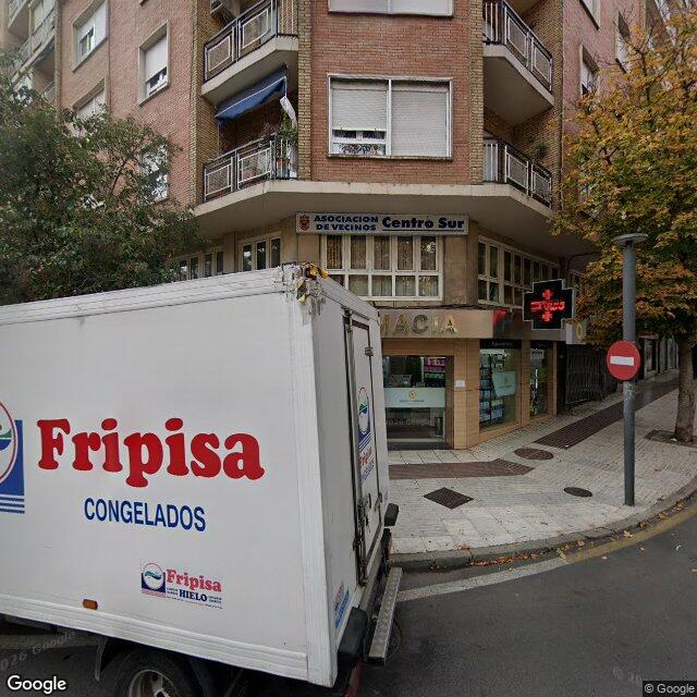 Street view near Farmacia Rosa María Carranza in Puertollano